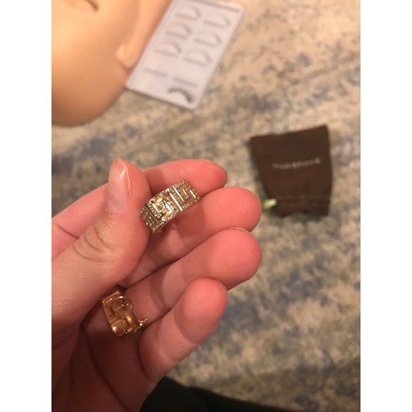 Gold play costume Earrings - Picture 4 of 5